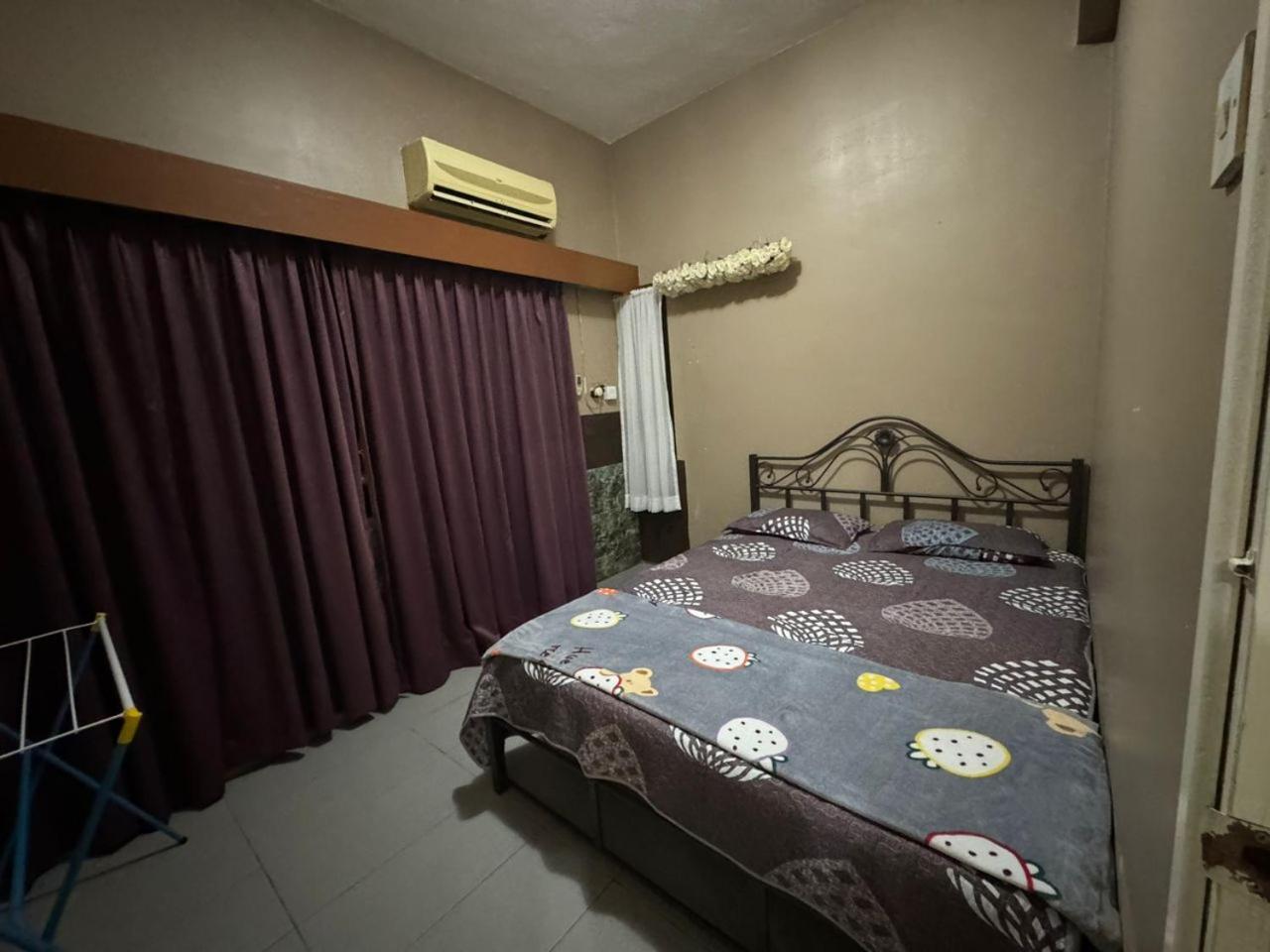 Anitas Place Port Dickson Esterno foto